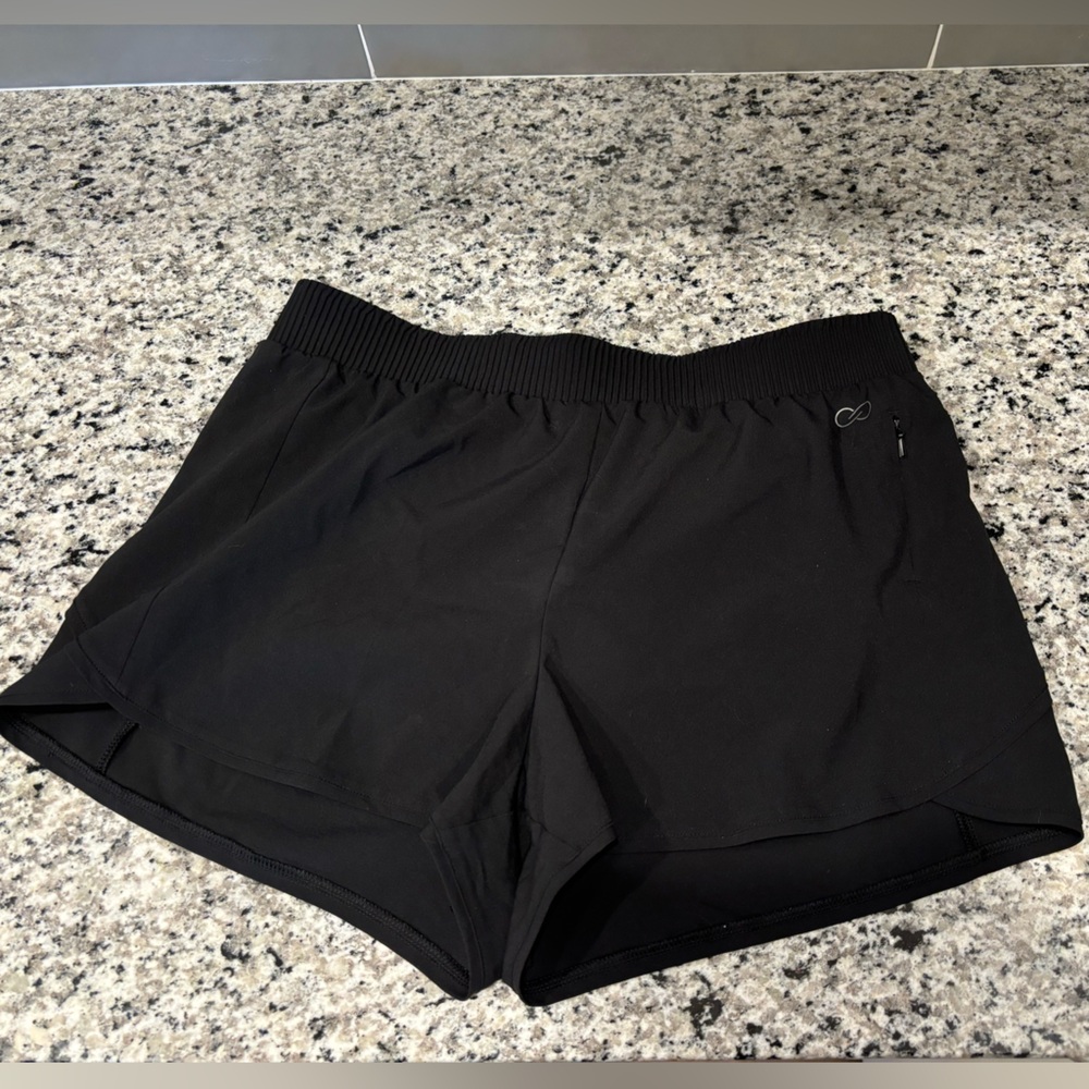 Calia size M, black running shorts. Lined. Excellent condition.